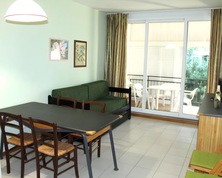 MARINA DI BIBBONA TOSCANA  AFFITTO APPARTAMENTI BILOCALE IN RESIDENCE CON PISCINA, 5 posti letto