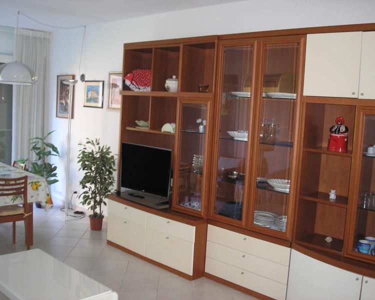 MARINA DI BIBBONA TOSCANA  AFFITTO APPARTAMENTI TRILOCALE IN RESIDENCE CON PISCINA, 6 posti letto